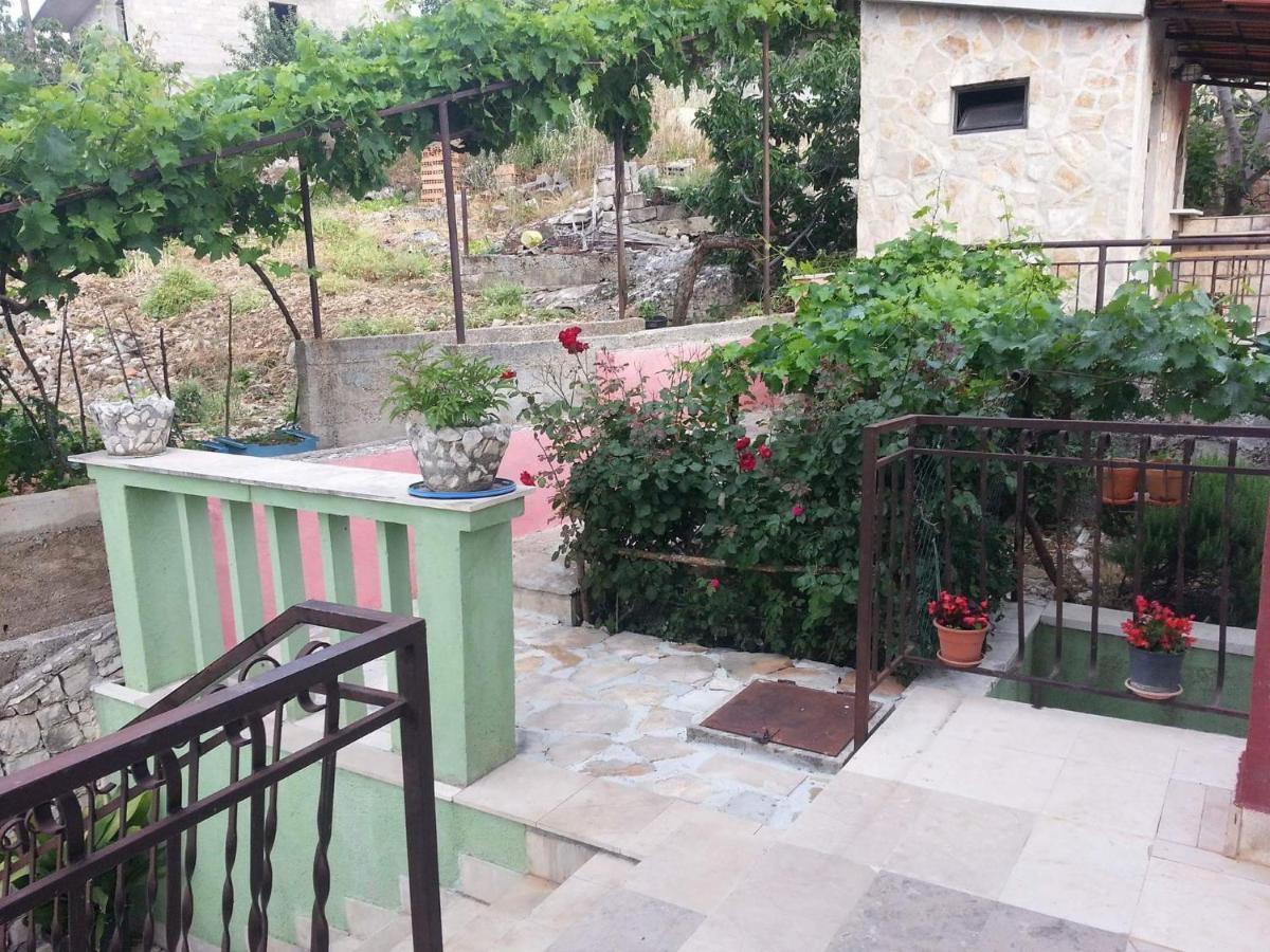 Apartment Zivkovic Трогир Екстериор снимка