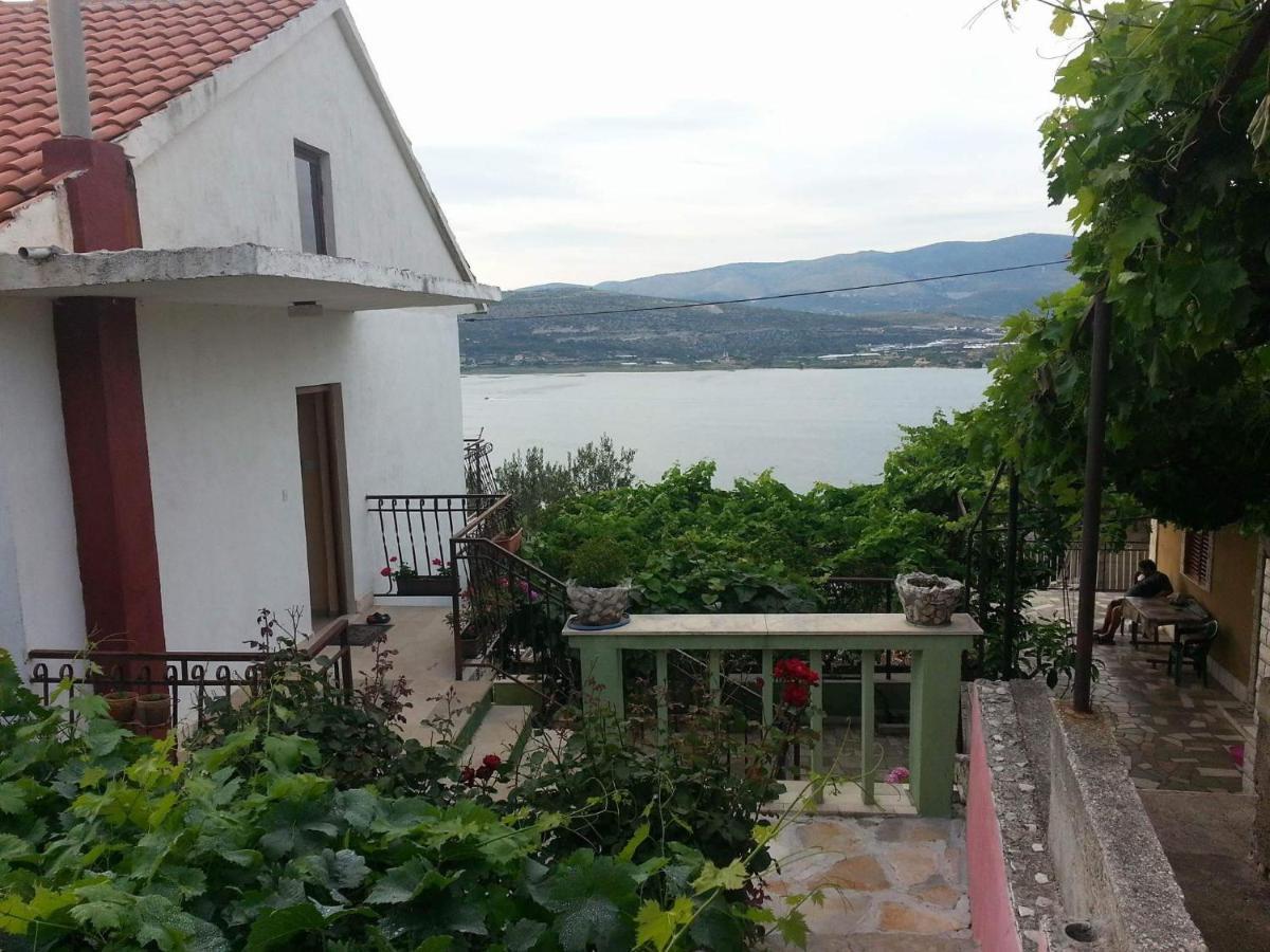 Apartment Zivkovic Трогир Екстериор снимка