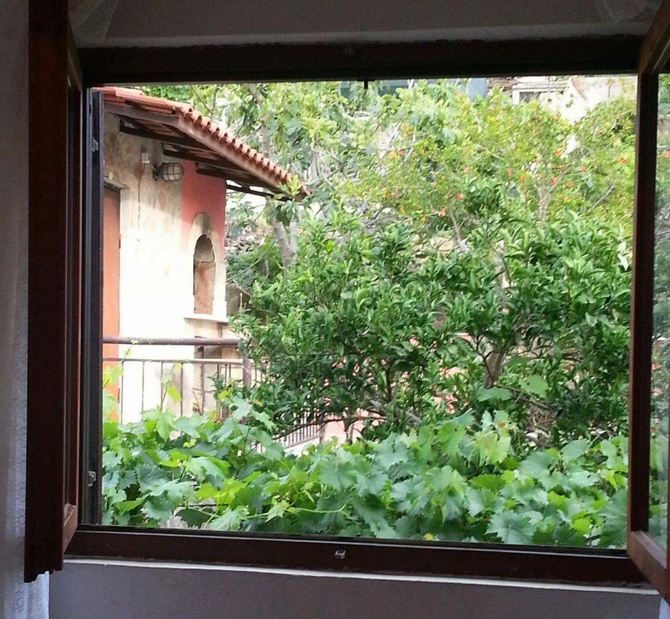 Apartment Zivkovic Трогир Екстериор снимка